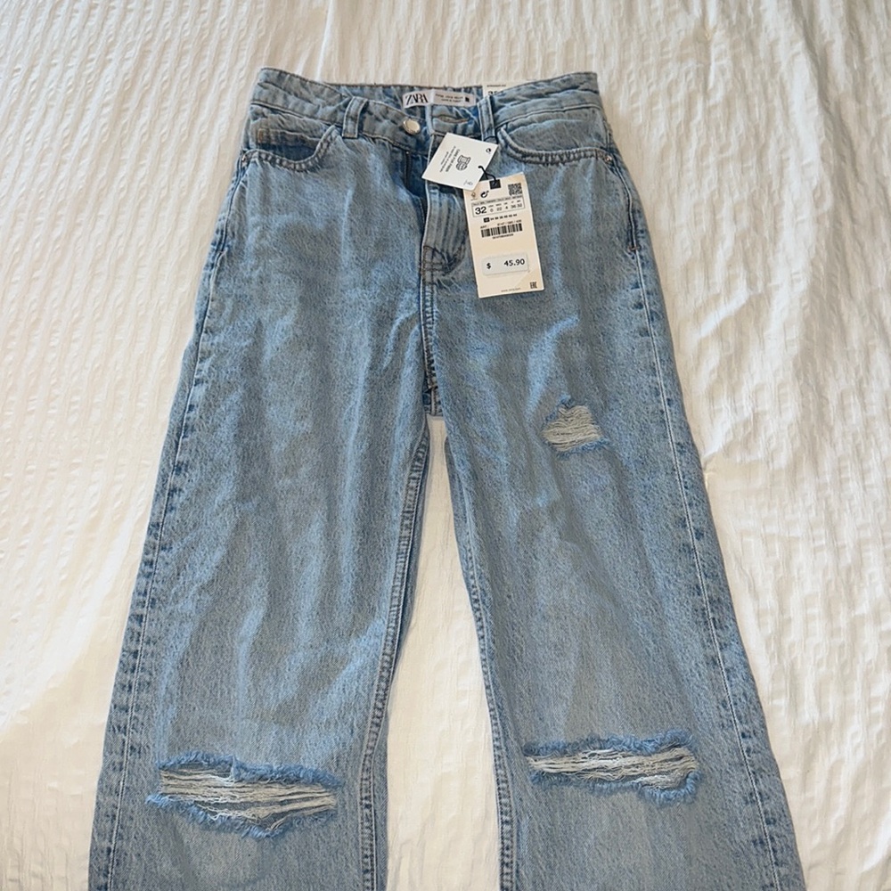 ZARA straight fit light wash jeans